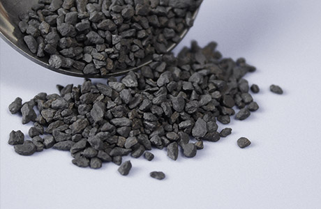 Niobium pentoxide (Nb2O5)